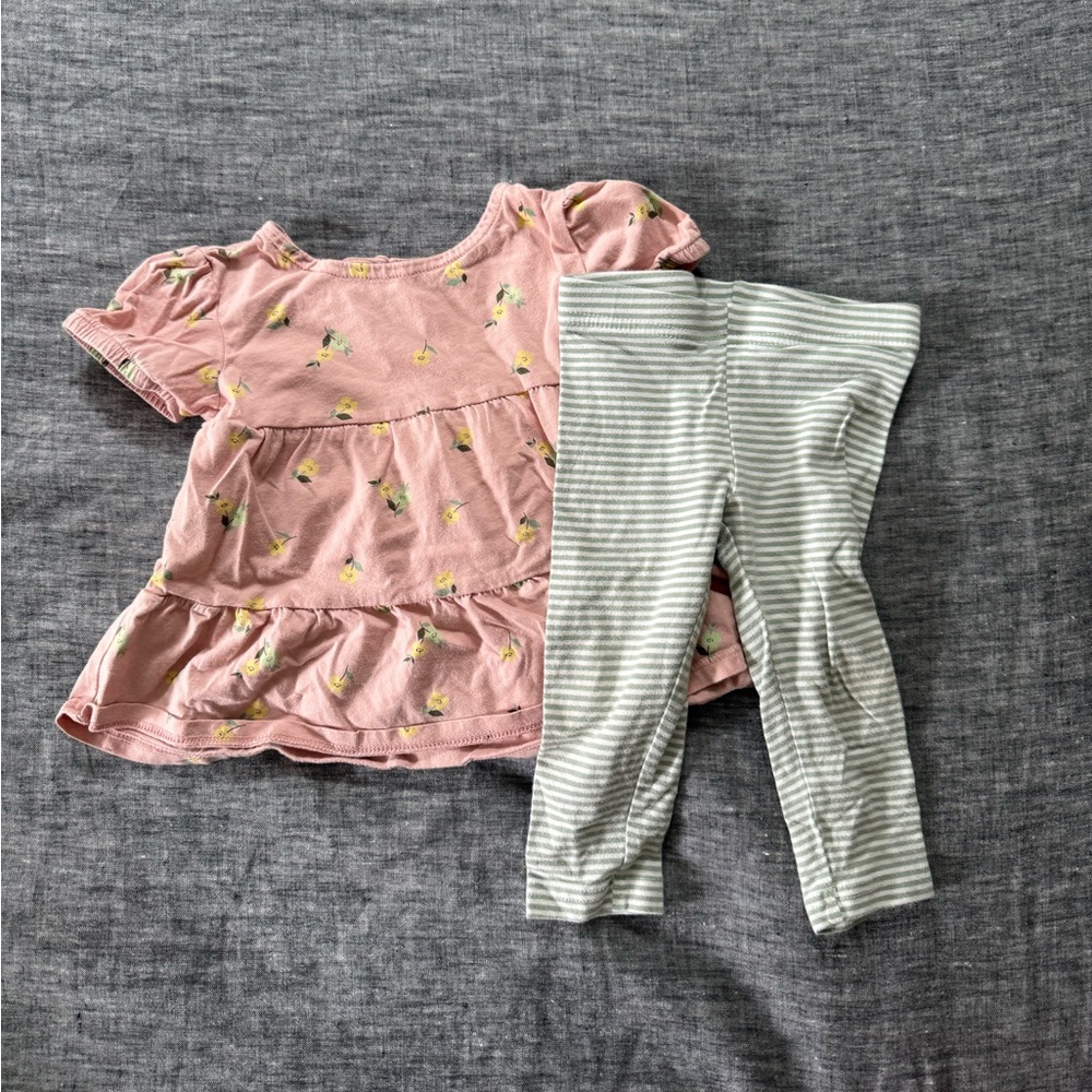 Carter’s short sleeve + capris outfit, 2T